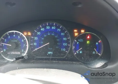 2010 Toyota Sienna Xle from USA, damaged, VIN 5TDYK4CC9AS337081